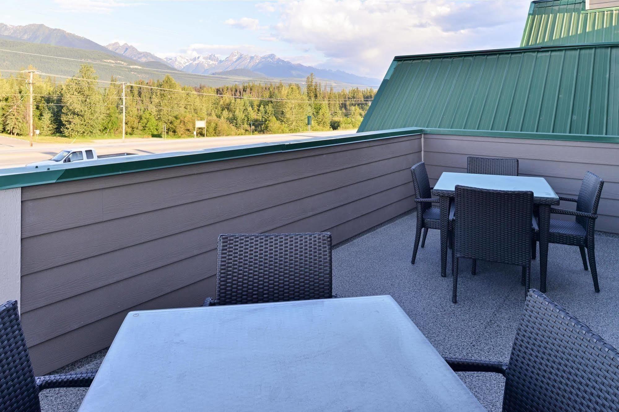 Canadas Best Value Inn Valemount Εξωτερικό φωτογραφία