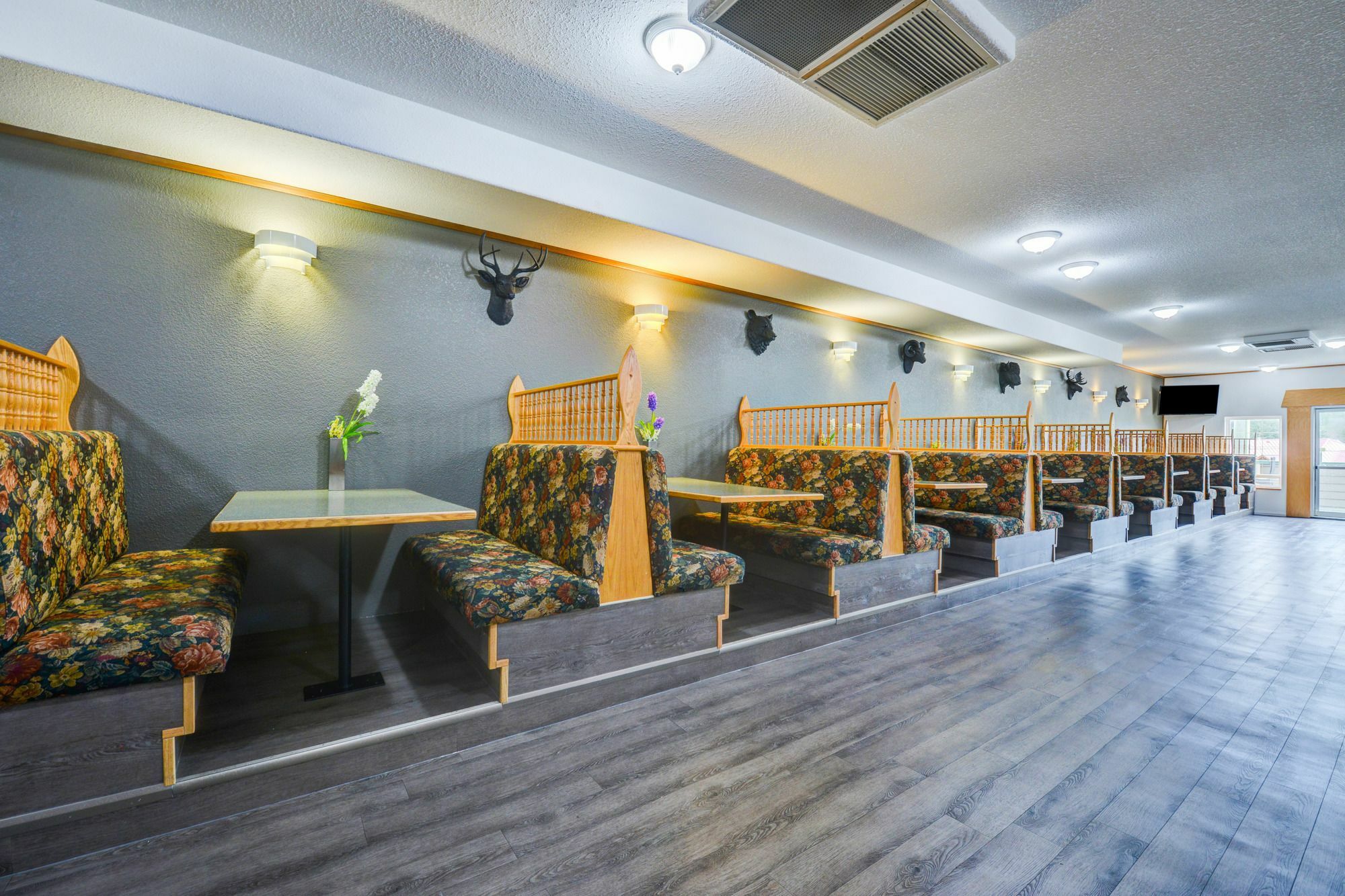 Canadas Best Value Inn Valemount Εξωτερικό φωτογραφία
